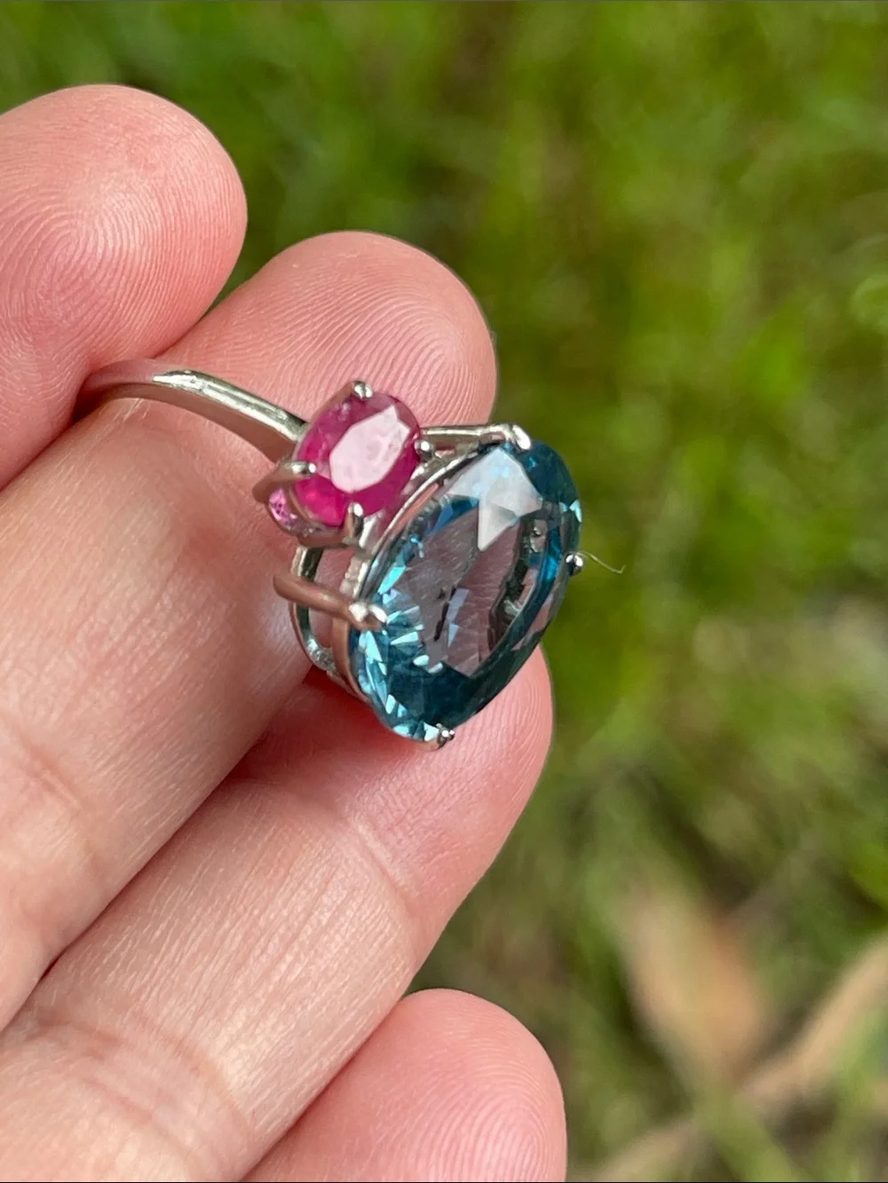 Large Natural Blue Topaz 15x11mm & Ruby Ring in 925 Sterling Silver Size 7